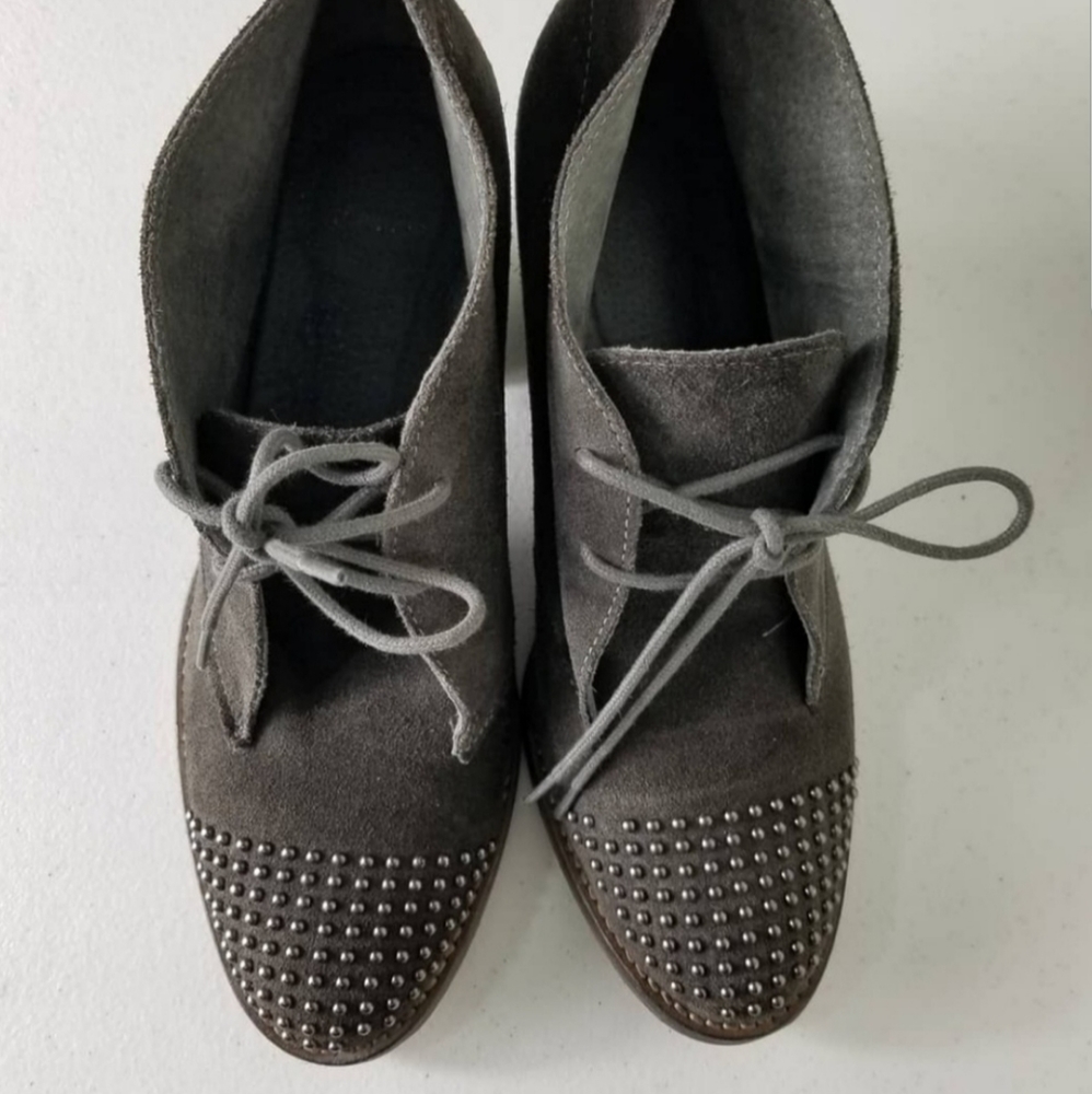 Topshop Gray Suede Lace Up Studded Booties